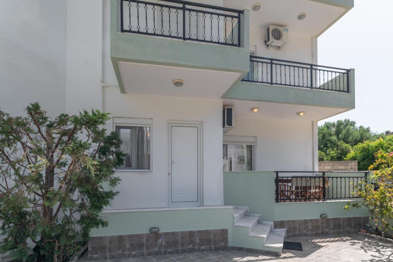 Haris Villas Keratokampos Exterior photo